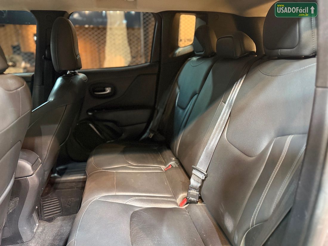 Jeep Renegade Limited 1.8 4X2 Automático Flex 2017/2018 — foto 10 de 13