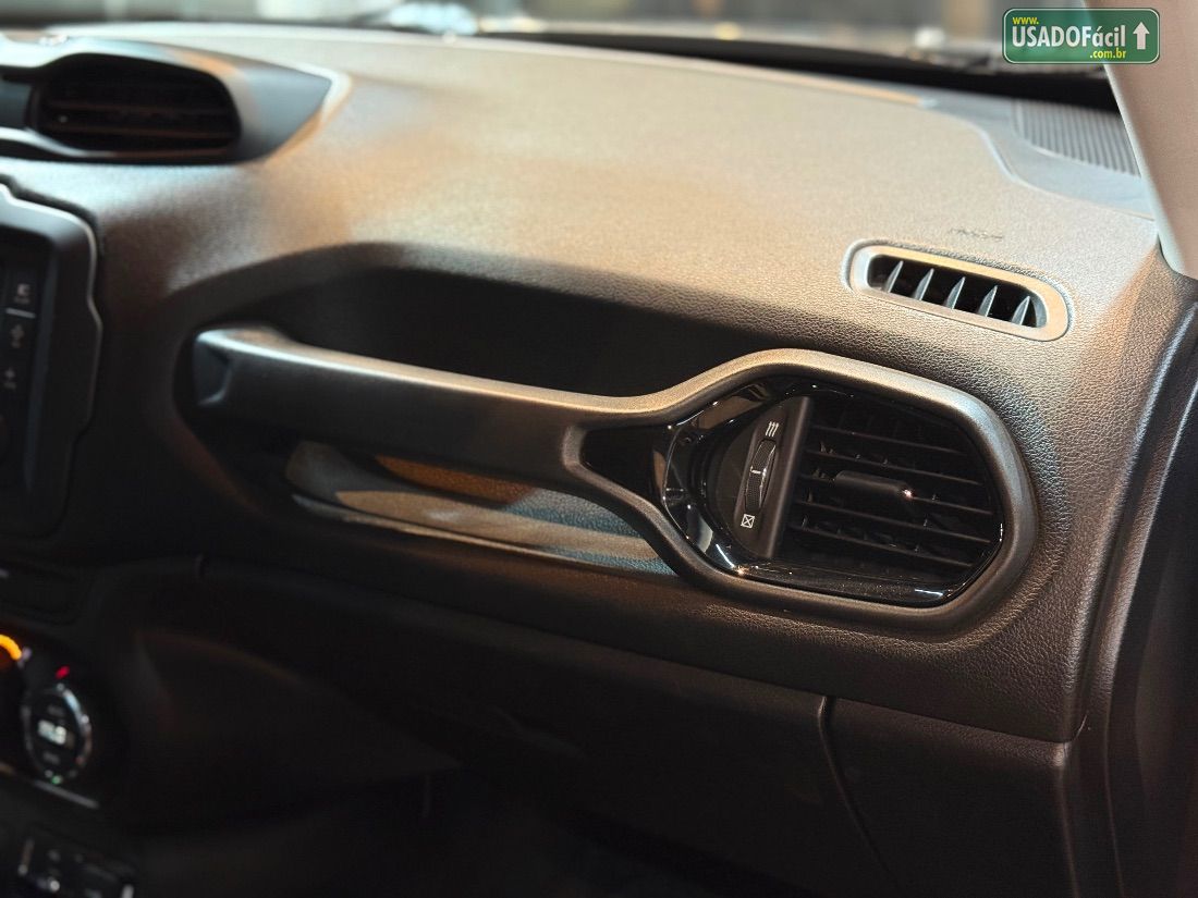 Jeep Renegade Limited 1.8 4X2 Automático Flex 2017/2018 — foto 6 de 13