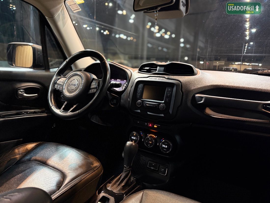 Jeep Renegade Limited 1.8 4X2 Automático Flex 2017/2018 — foto 8 de 13