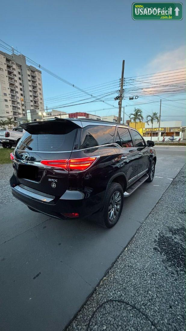 TOYOTA Hilux SW4 SRX 2.8 4x4 TDI Automático Diesel 2022/2022 — foto 6 de 9
