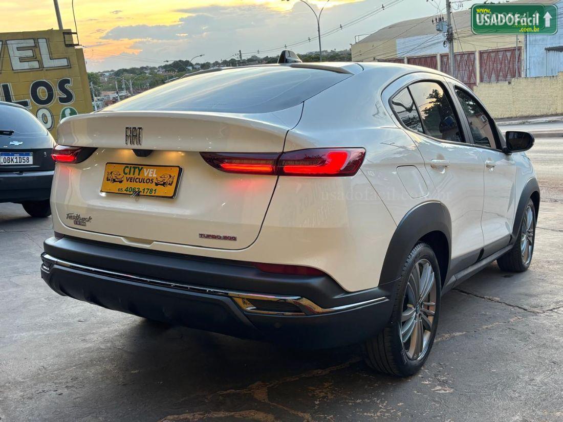 Fiat Fastback 1.0 200 Turbo Automático Flex 2023/2024 — foto 9 de 18