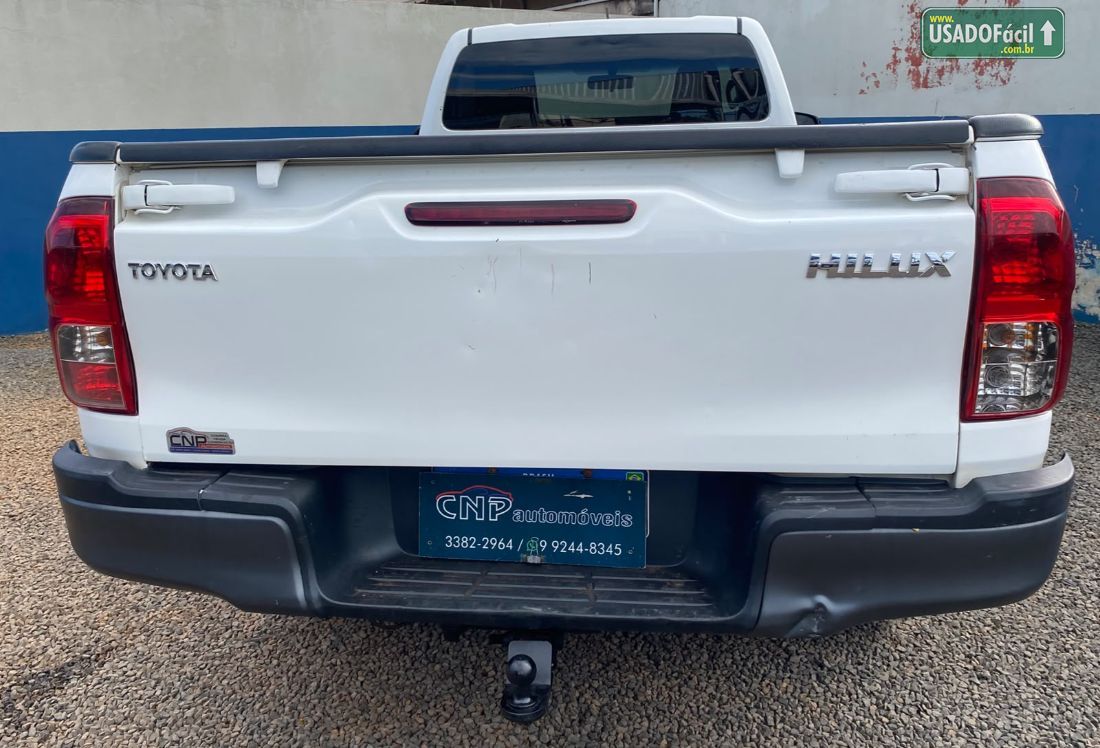 Toyota Hilux CS 4x4 2.8 TDI Mecânico Diesel 2022/2023 — foto 5 de 13