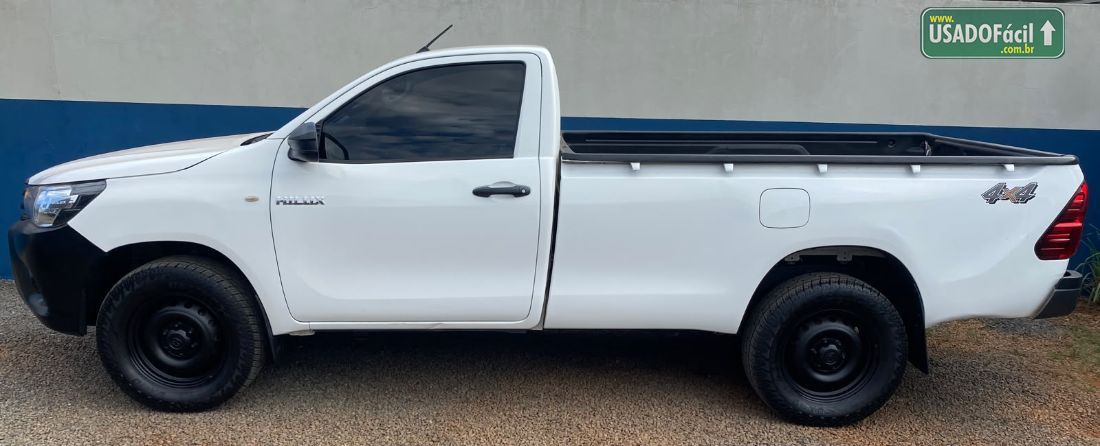 Toyota Hilux CS 4x4 2.8 TDI Mecânico Diesel 2022/2023 — foto 8 de 13
