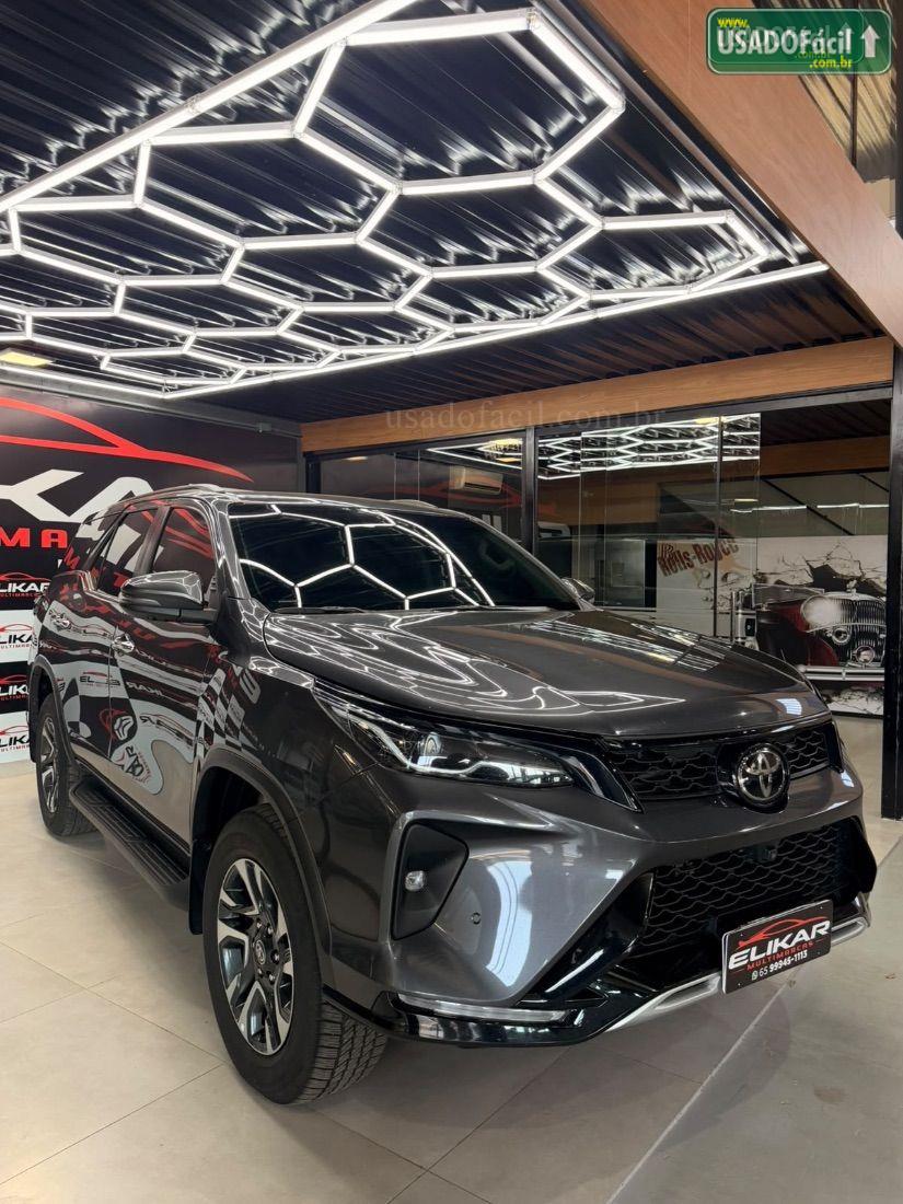Toyota Hilux SW4 Platinum 2.8 4x4 Turbo Automático Diesel 2023/2024 — foto 2 de 12