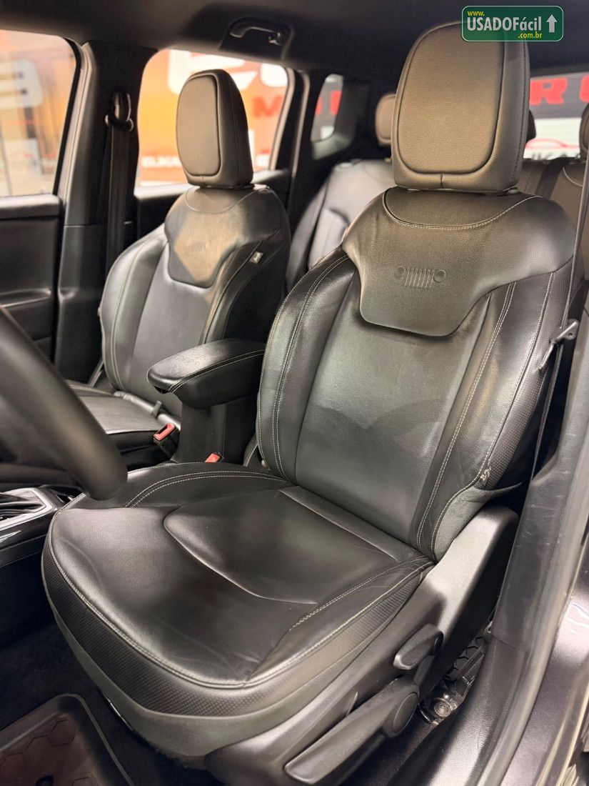 Jeep Renegade S T270 1.3 Turbo 4x4 Automático Flex 2023/2023 — foto 10 de 16