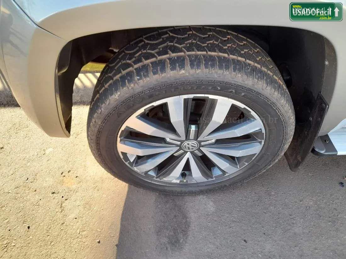 VOLKSWAGEN AMAROK CD 4X4 HIGH Amarok CD 4x4 Highline 2014/2014 — foto 16 de 17