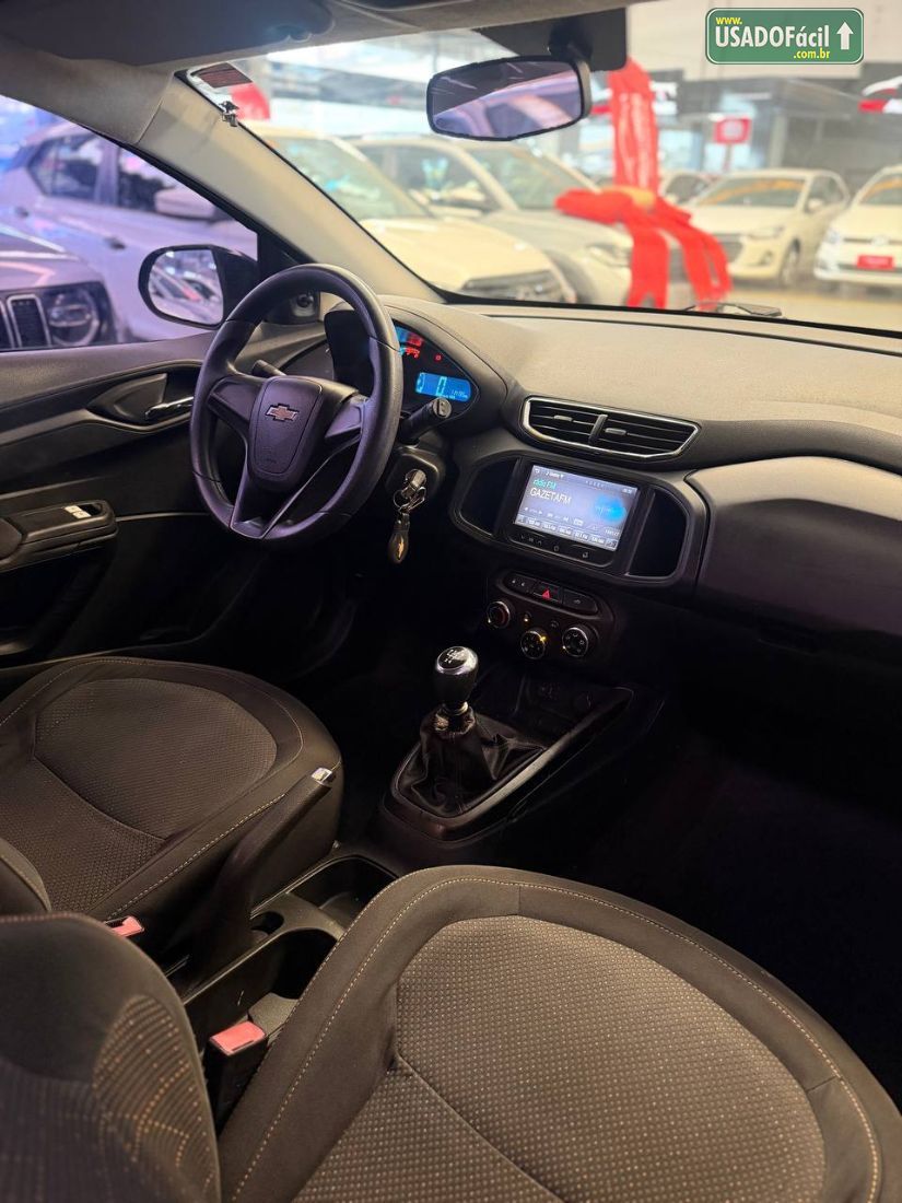 CHEVROLET/GM Onix Hatch LT 1.4 Mecânico Flex 2013/2014 — foto 10 de 16