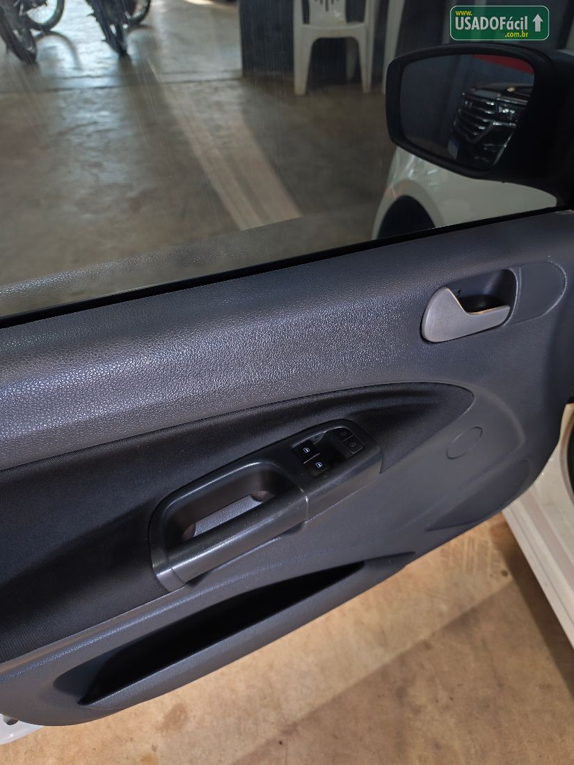 Volkswagen Gol City Trend 1.0 Total Flex 4P 2013/2014 — foto 11 de 12