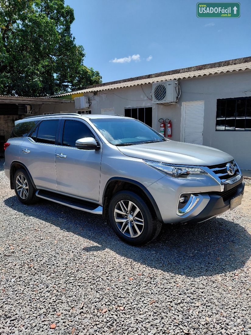 Toyota Hilux SW4 SRX 2.8 4x4 TDI Automático Diesel 2019/2019 — foto 2 de 19
