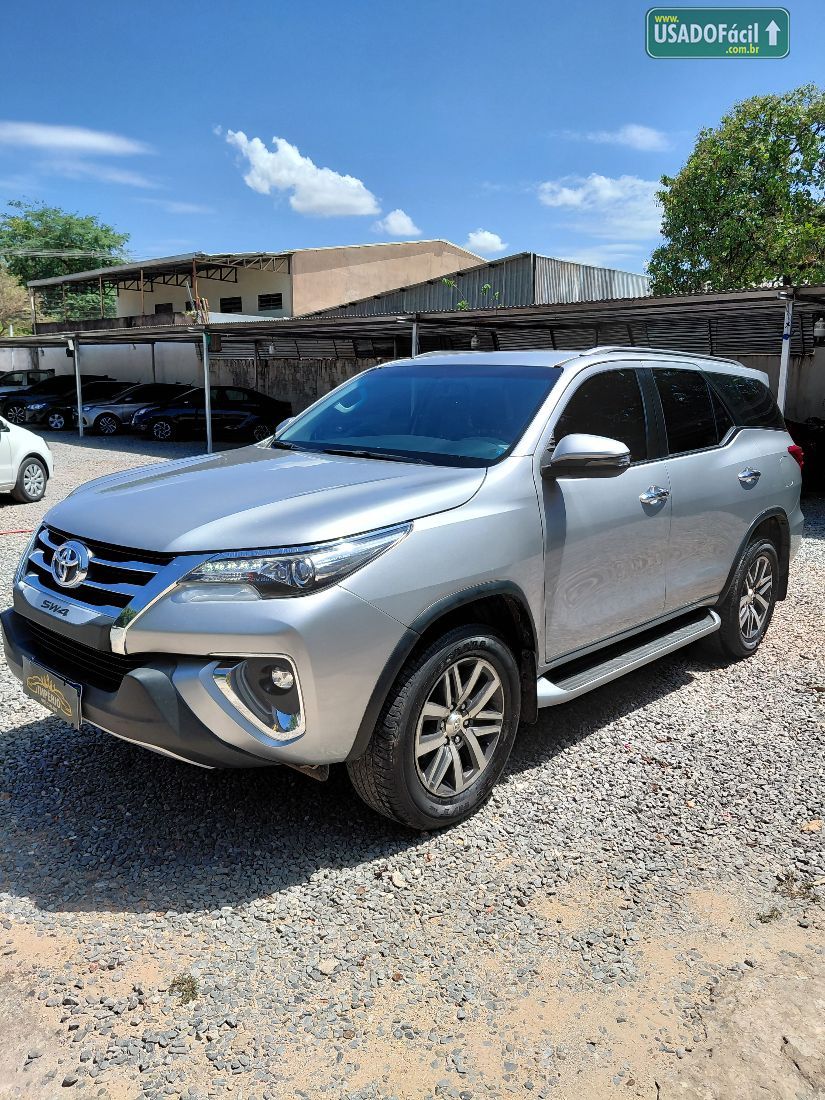 Toyota Hilux SW4 SRX 2.8 4x4 TDI Automático Diesel 2019/2019 — foto 3 de 19