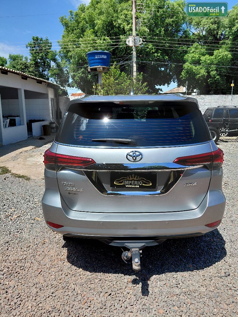 Toyota Hilux SW4 SRX 2.8 4x4 TDI Automático Diesel 2019/2019 — foto 4 de 19