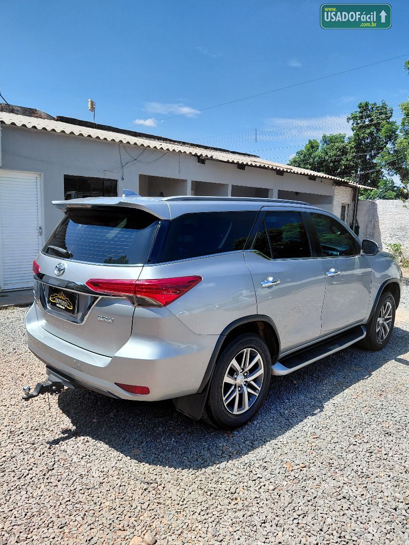 Toyota Hilux SW4 SRX 2.8 4x4 TDI Automático Diesel 2019/2019 — foto 5 de 19