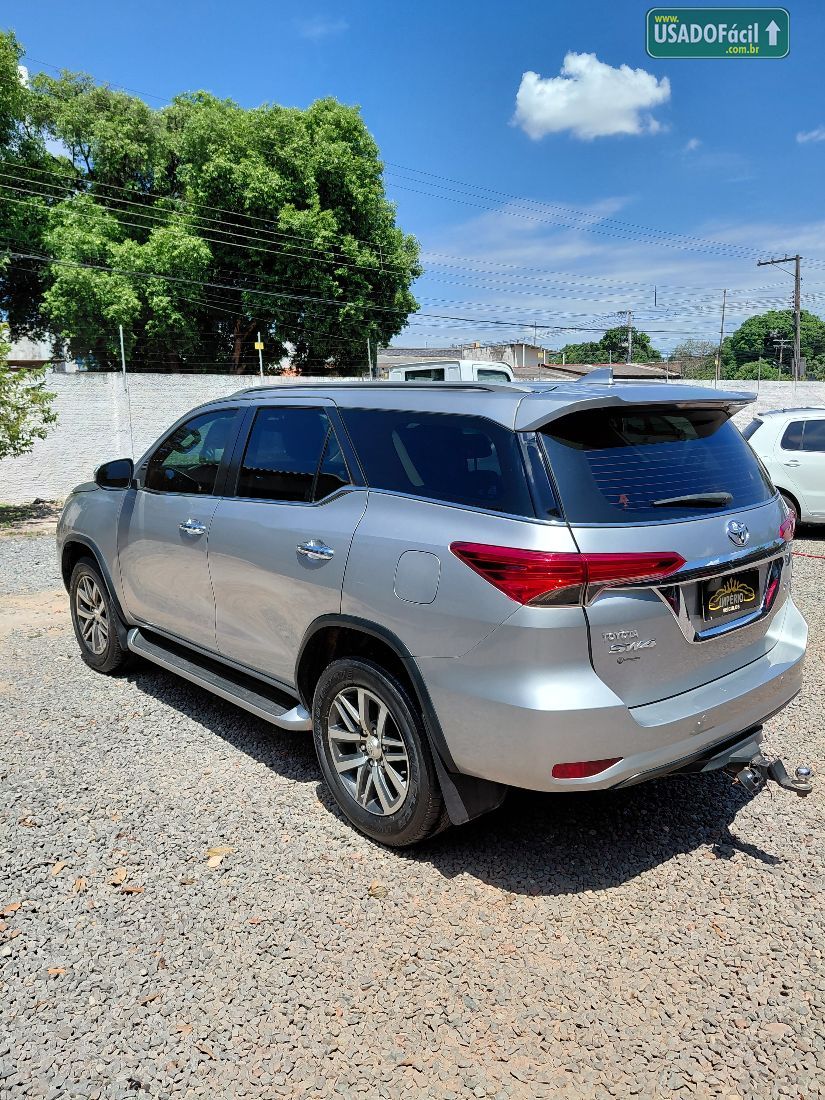 Toyota Hilux SW4 SRX 2.8 4x4 TDI Automático Diesel 2019/2019 — foto 6 de 19