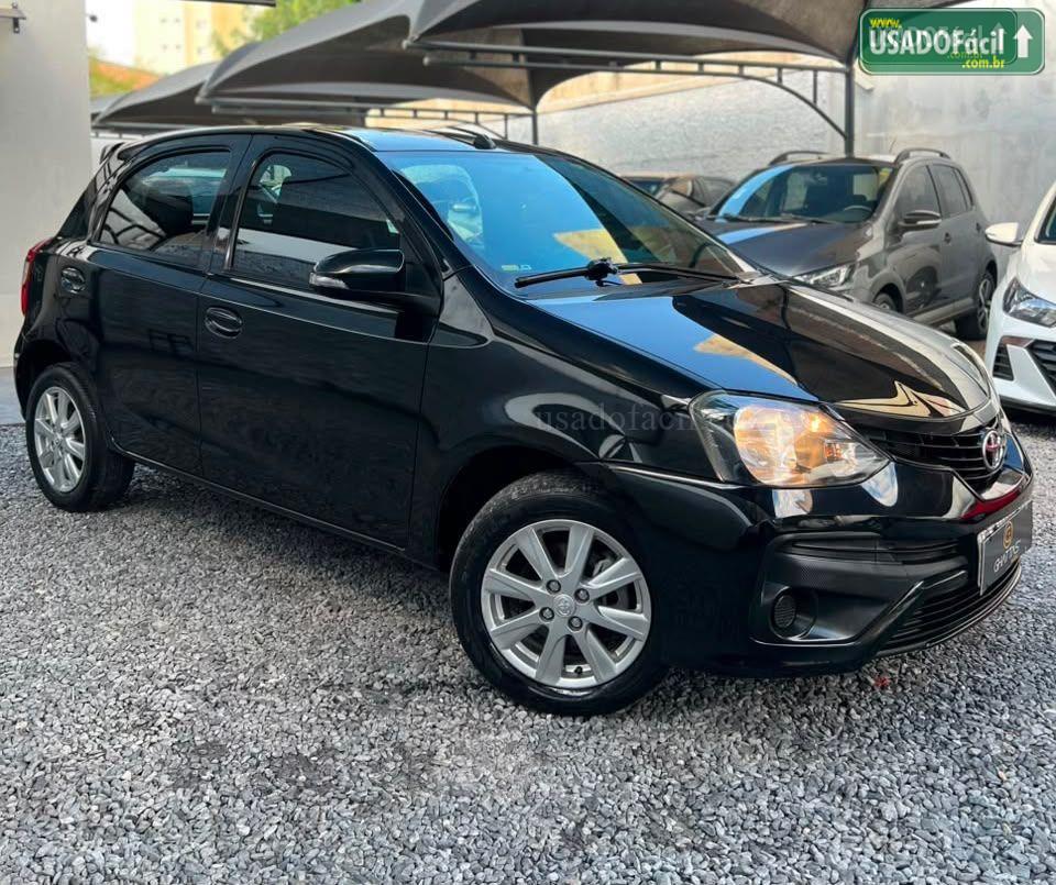 TOYOTA Etios Hatch X Plus 1.5 Automático Flex 2018/2019 — foto 3 de 15
