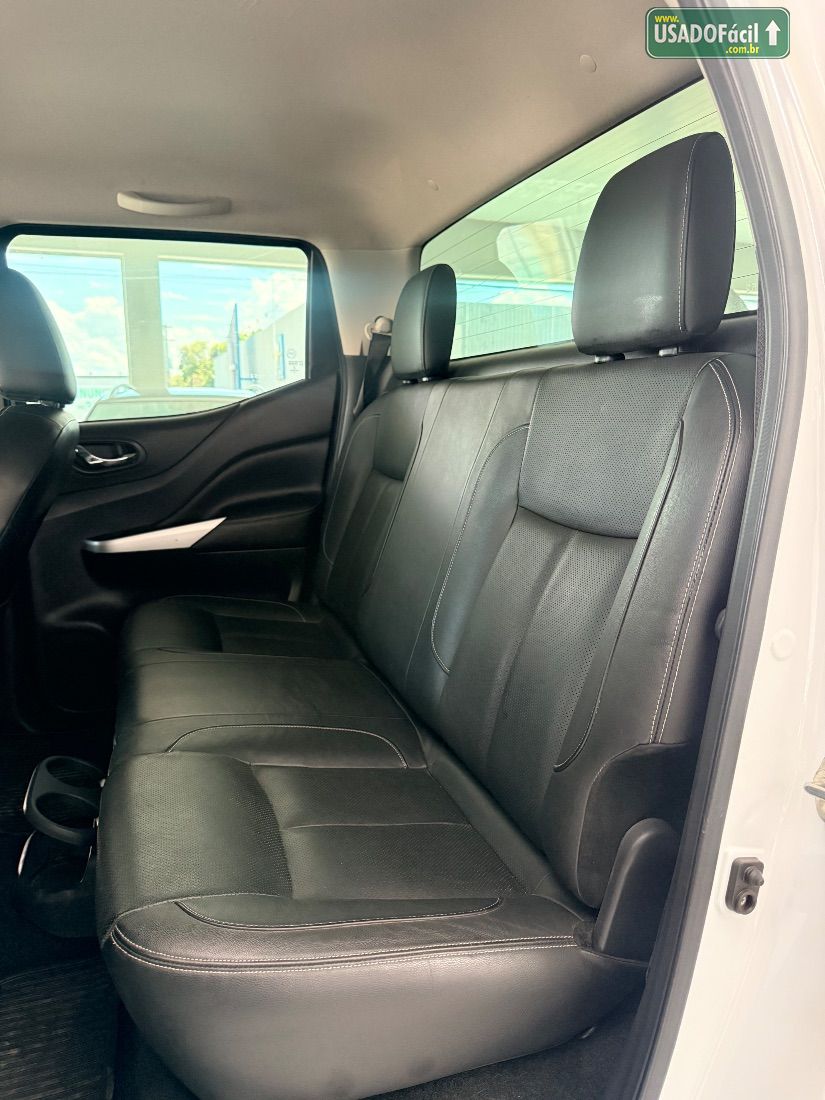 Nissan Frontier LE CD 2.3 4x4 Bi-Turbo Automático Diesel 2018/2018 — foto 11 de 13