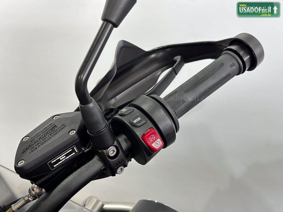 BMW BMW R1250 GS TRIPLE BLACK 2024/2024 — foto 10 de 15