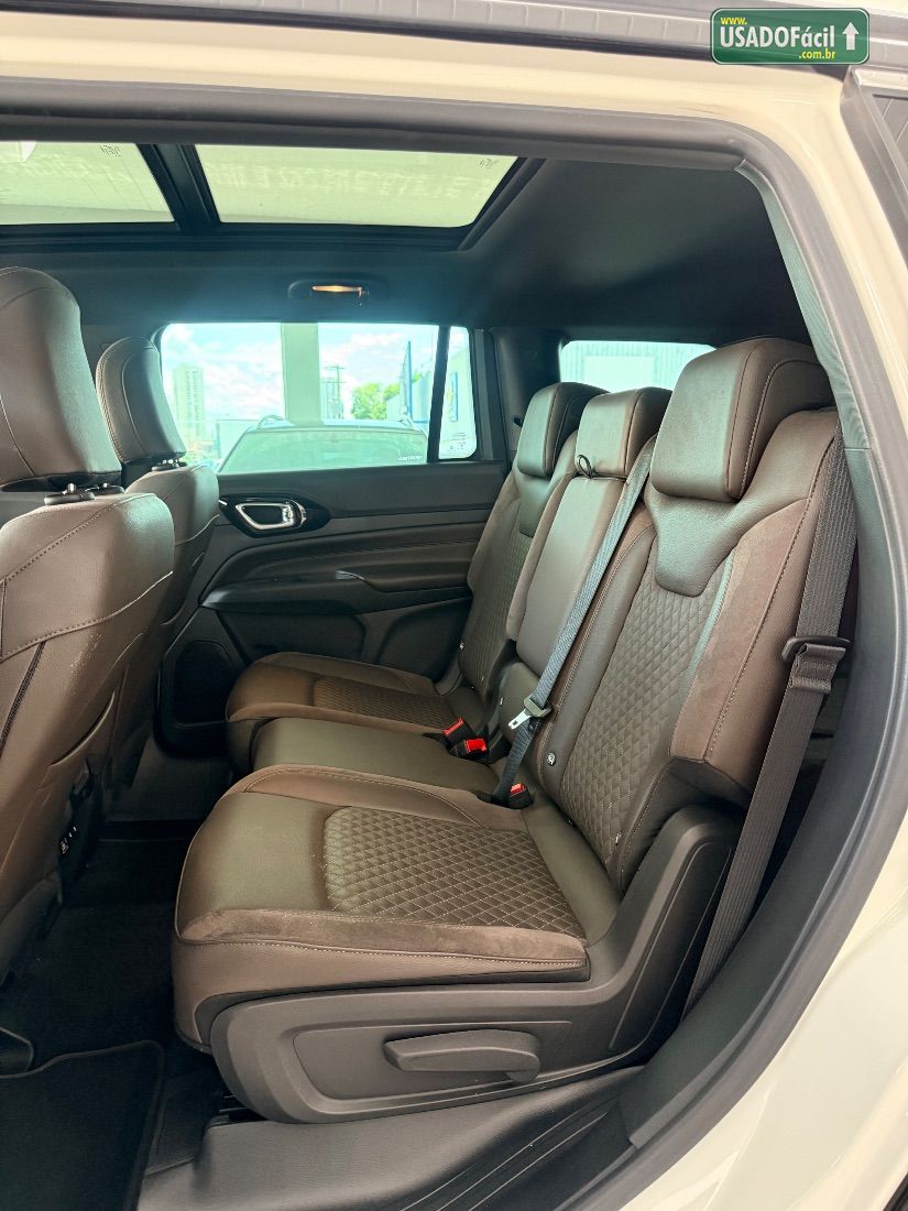 Jeep Commander Overland T270 1.3 Turbo Automático Flex 2024/2025 — foto 12 de 14