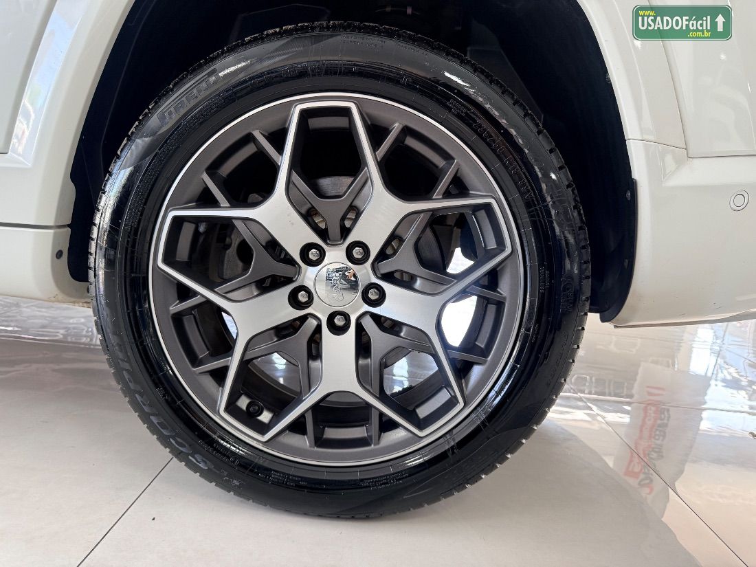 Jeep Commander Overland T270 1.3 Turbo Automático Flex 2024/2025 — foto 6 de 14