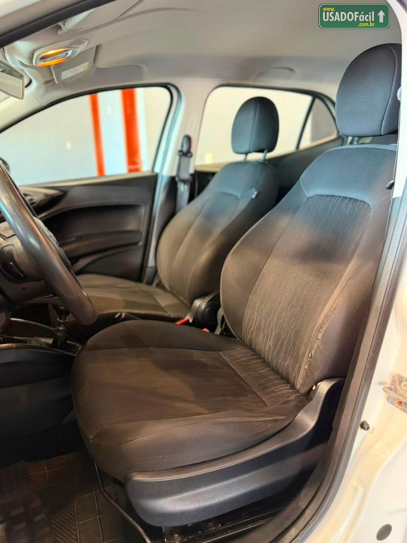 Fiat Argo Drive 1.0 Flex 2022/2022 — foto 12 de 14