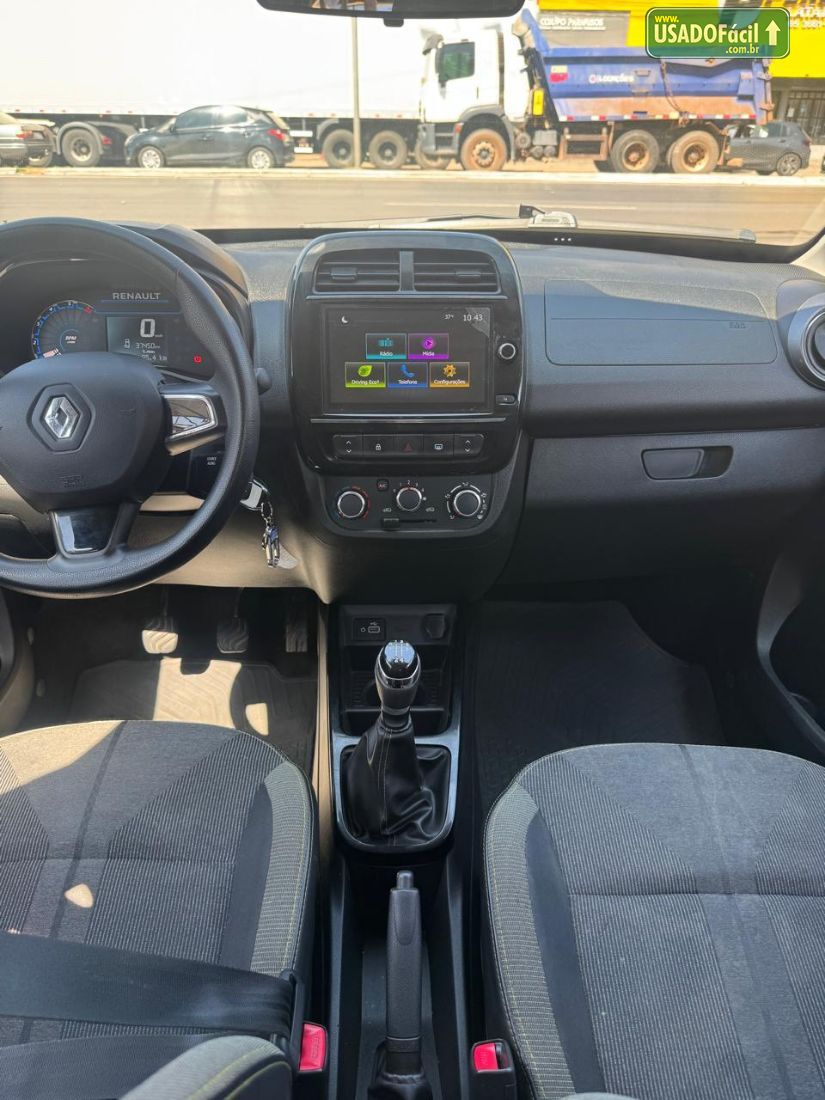 Renault Kwid Outsider 1.0 Mecânico Flex 2024/2025 — foto 3 de 11