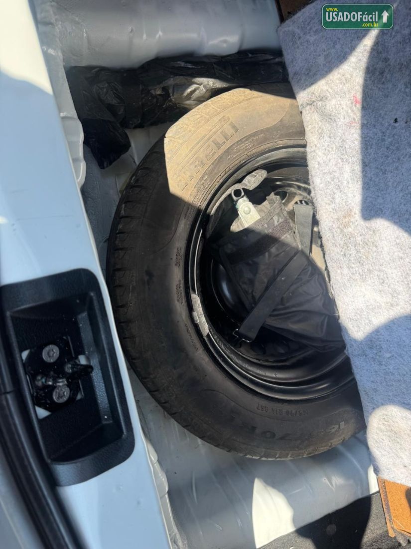 Renault Kwid Outsider 1.0 Mecânico Flex 2024/2025 — foto 8 de 11