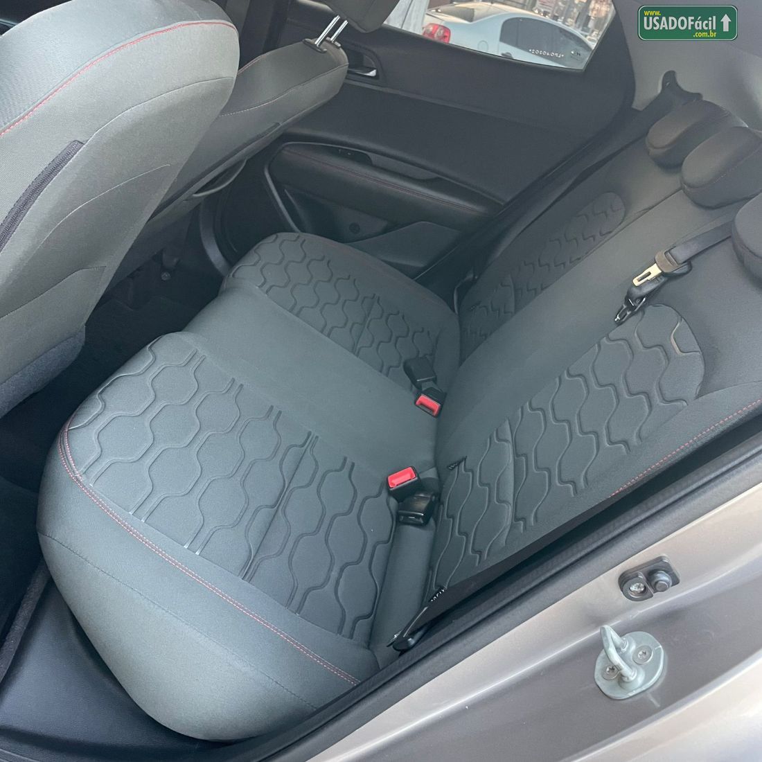 Hyundai HB20X Hatch Diamond 1.6 Automático Flex 2019/2020 — foto 12 de 12
