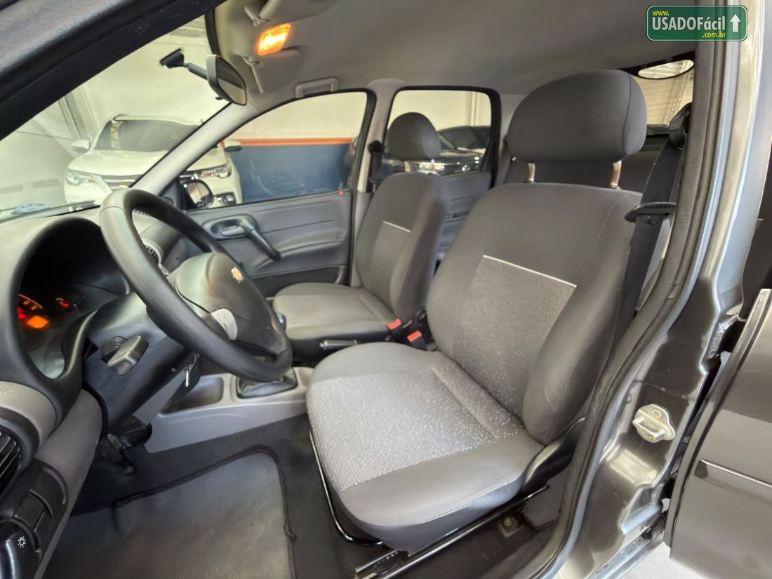 CHEVROLET/GM Corsa Sedan Classic Advantage 1.0 VHC FlexPower 4p 2014/2014 — foto 14 de 19