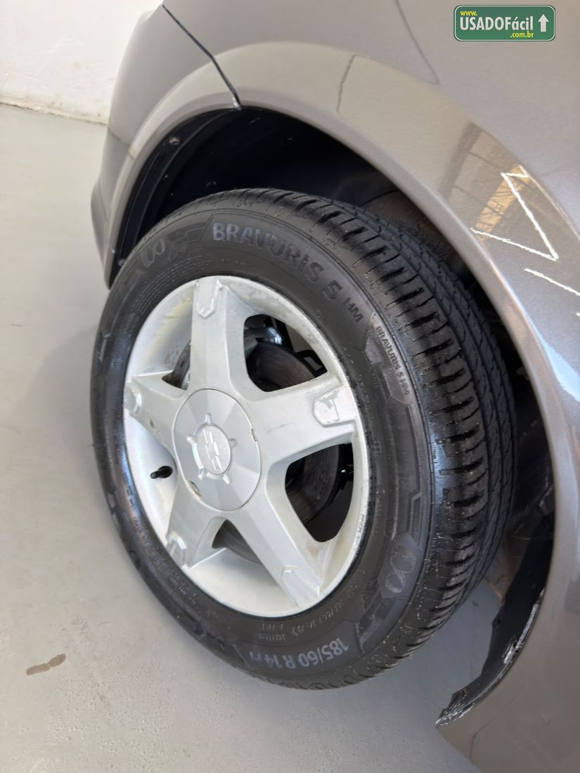 CHEVROLET/GM Corsa Sedan Classic Advantage 1.0 VHC FlexPower 4p 2014/2014 — foto 19 de 19