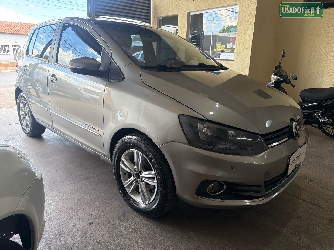 Volkswagen Fox Comfortline 1.6 4P Flex 2017/2018 — foto 2 de 11
