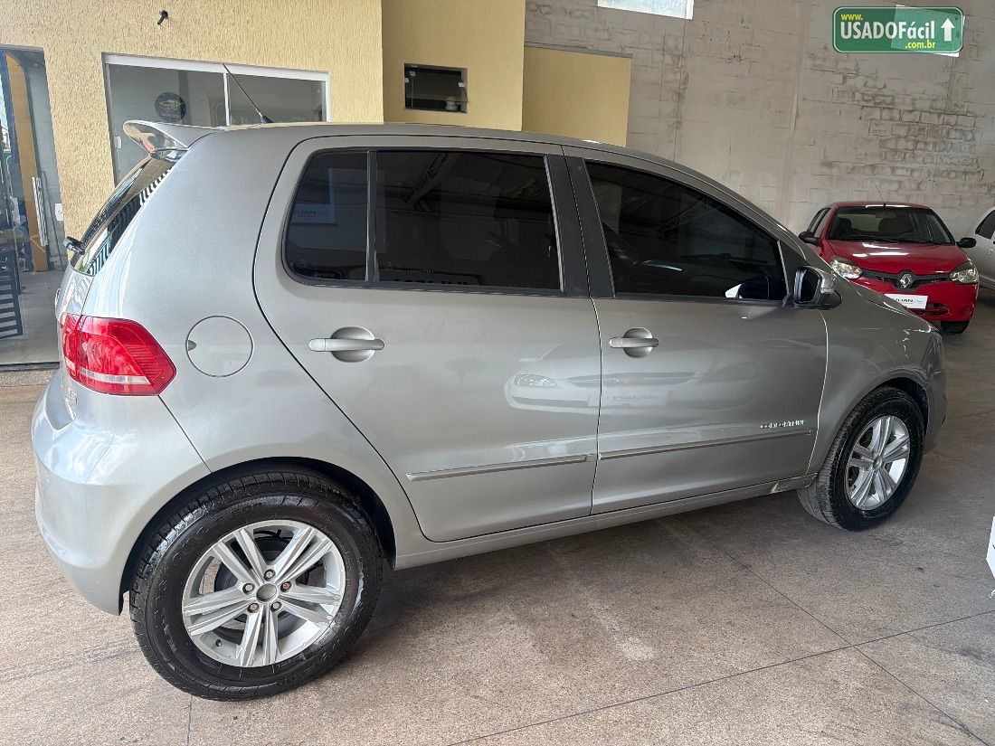 Volkswagen Fox Comfortline 1.6 4P Flex 2017/2018 — foto 4 de 11