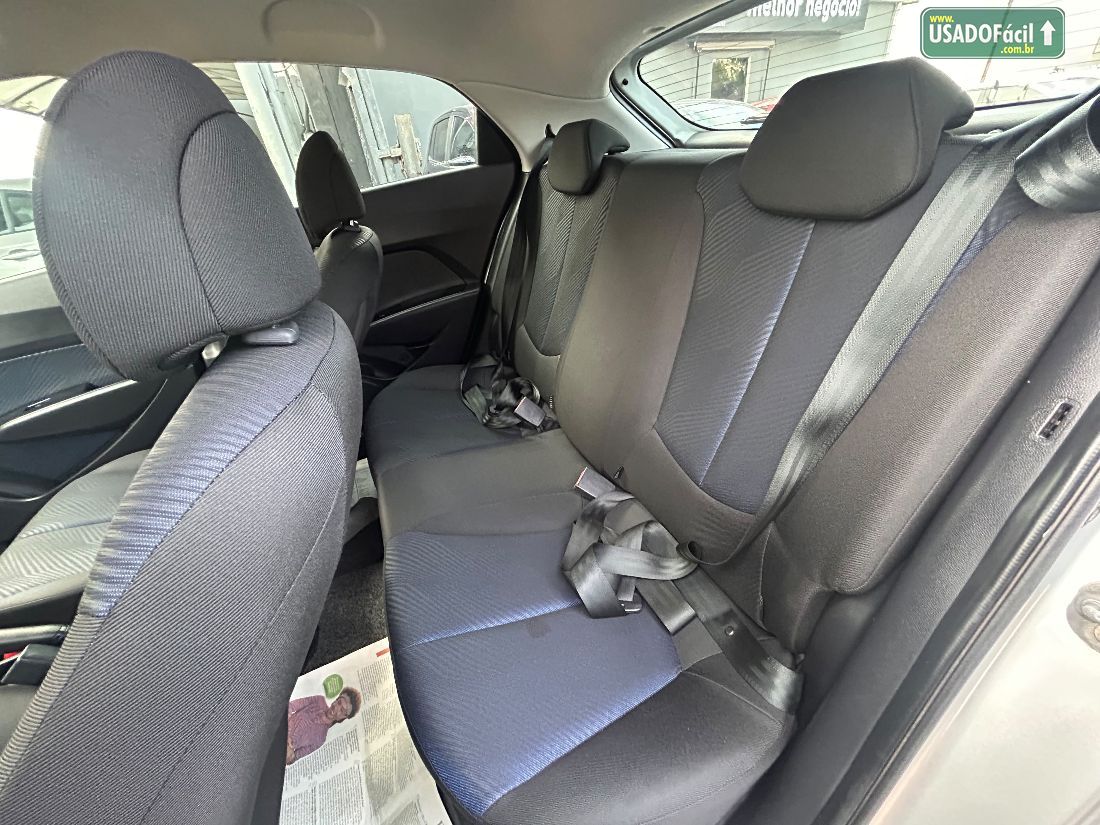 Hyundai HB20 Hatch Comfort Plus 1.6 Mecânico Flex 2013/2014 — foto 9 de 10