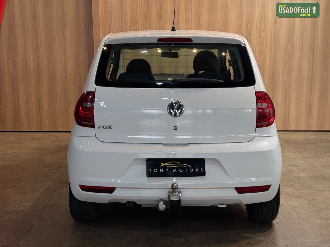 Volkswagen Fox 1.0 Mi 4P Total Flex 2013/2014 — foto 10 de 11