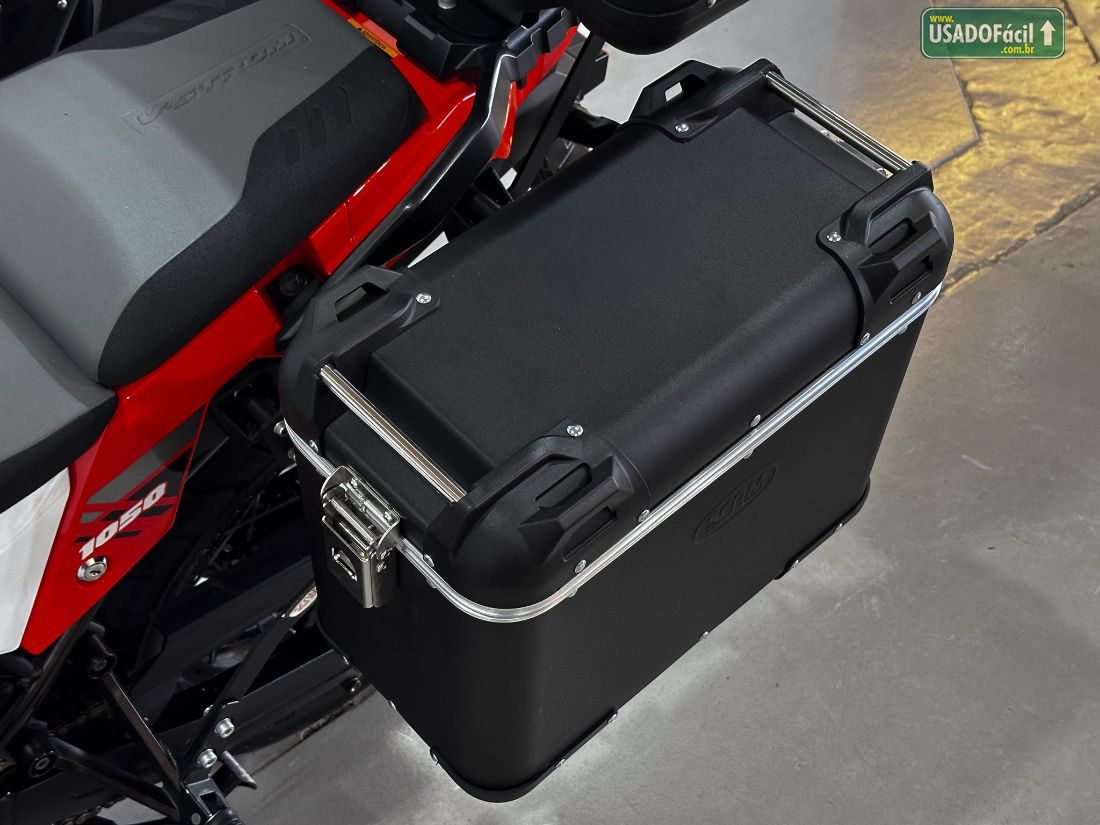 SUZUKI V-STROM 1050 XT 2022/2023 — foto 11 de 14