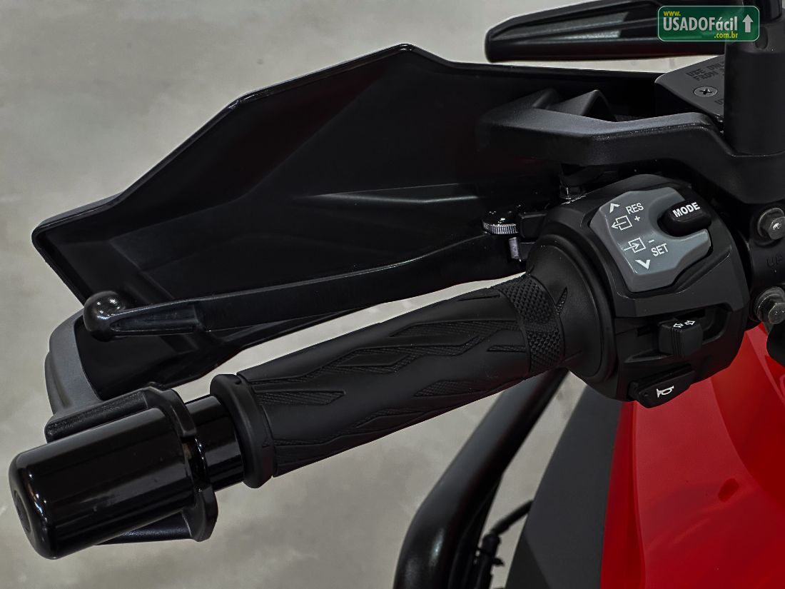 SUZUKI V-STROM 1050 XT 2022/2023 — foto 8 de 14