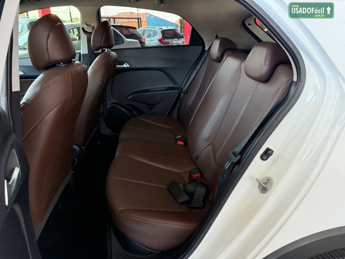 Hyundai HB20X Hatch Premium 1.6 Automático Flex 2017/2018 — foto 7 de 13