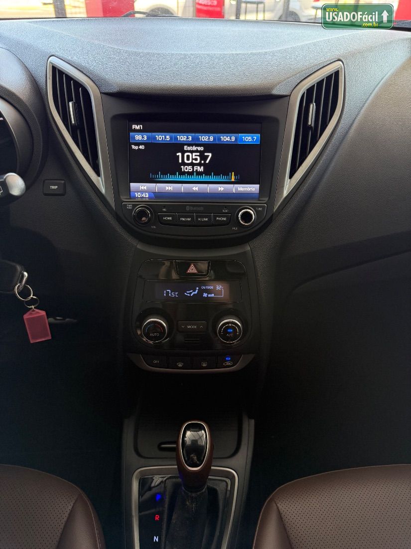 Hyundai HB20X Hatch Premium 1.6 Automático Flex 2017/2018 — foto 8 de 13