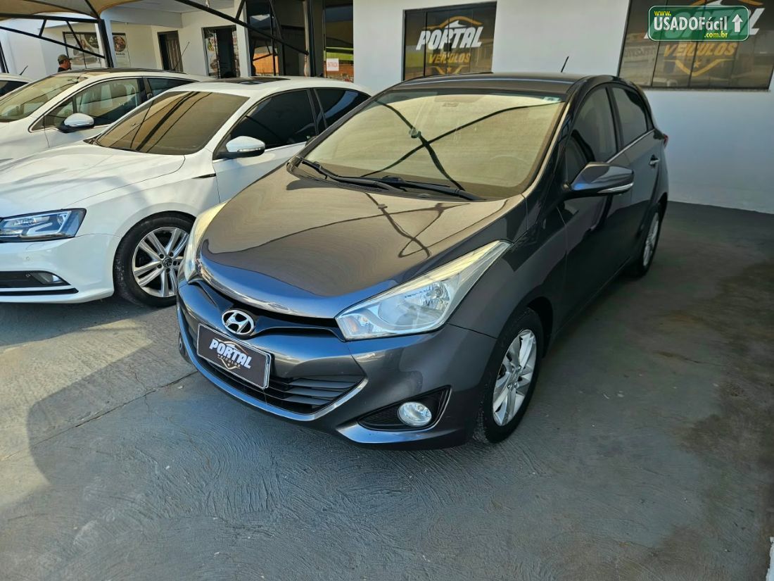 Hyundai HB20 Hatch Premium 1.6 Mecânico Flex 2014/2014 — foto 2 de 8