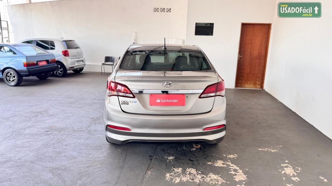 Hyundai HB20S Sedan Comfort Plus 1.0 Mecânico Flex 2019/2019 — foto 3 de 10