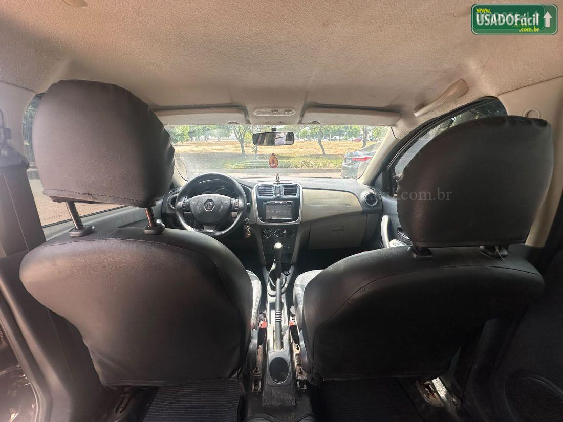 RENAULT Logan Dynamique 1.6 Hi-Flex 2014/2014 — foto 12 de 17
