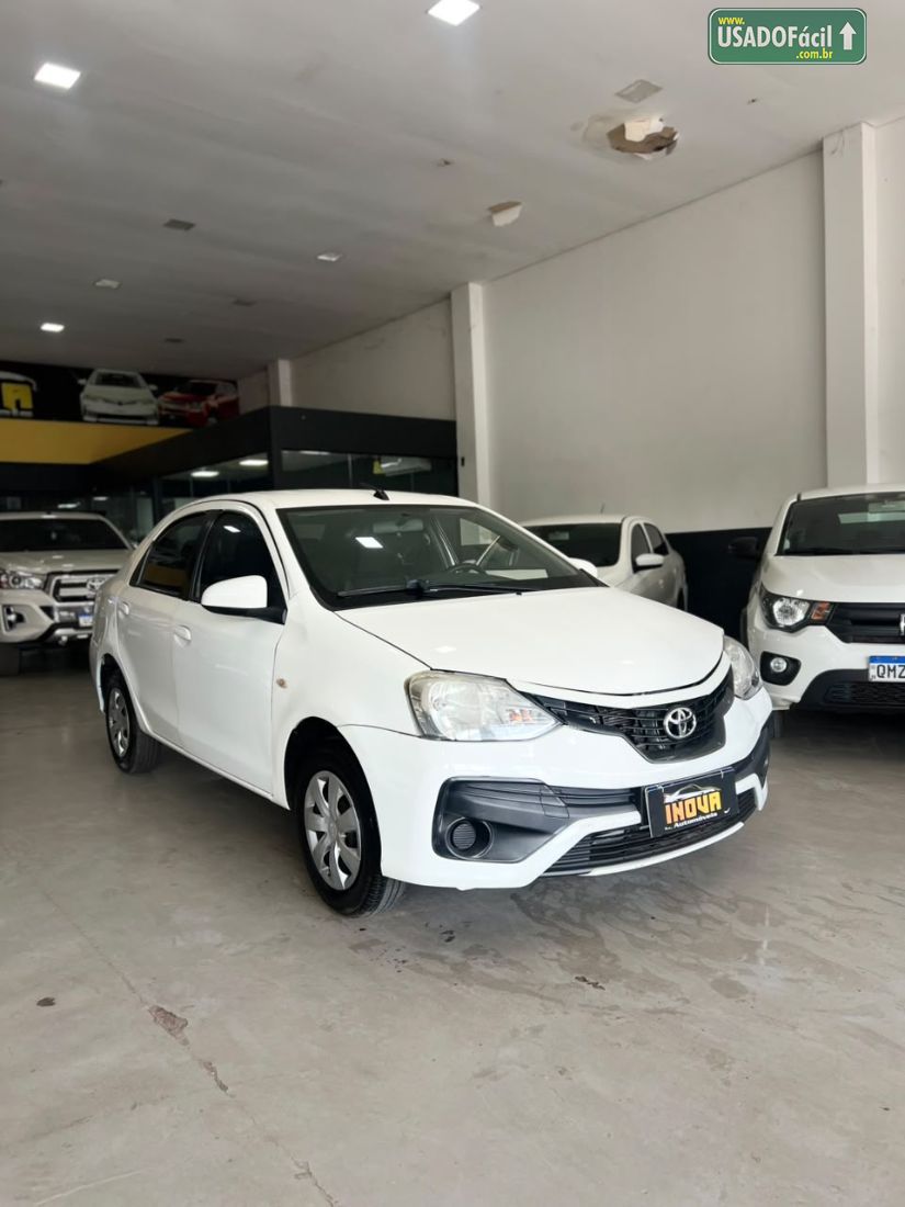 Toyota Etios Sedan XLS 1.5 Automático Flex 2017/2018 — foto 3 de 8