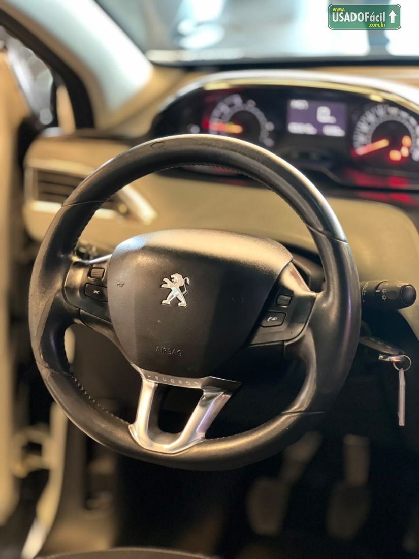 Peugeot Peugeot 208 Active Pack 1.5 Flex 2015/2016 — foto 11 de 13