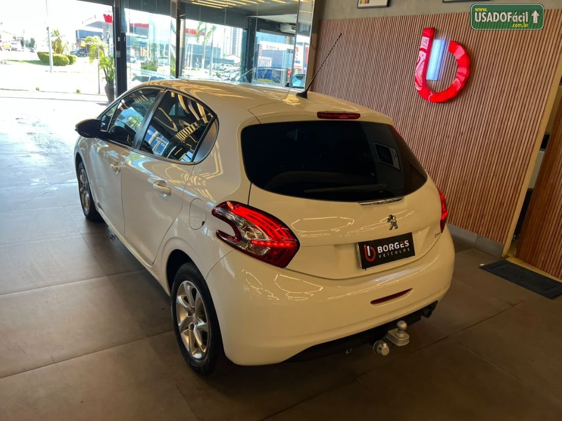 Peugeot Peugeot 208 Active Pack 1.5 Flex 2015/2016 — foto 4 de 13