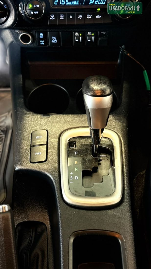 Toyota Hilux SRX CD 2.8 4x4 TDI Automático Diesel 2022/2023 — foto 10 de 13