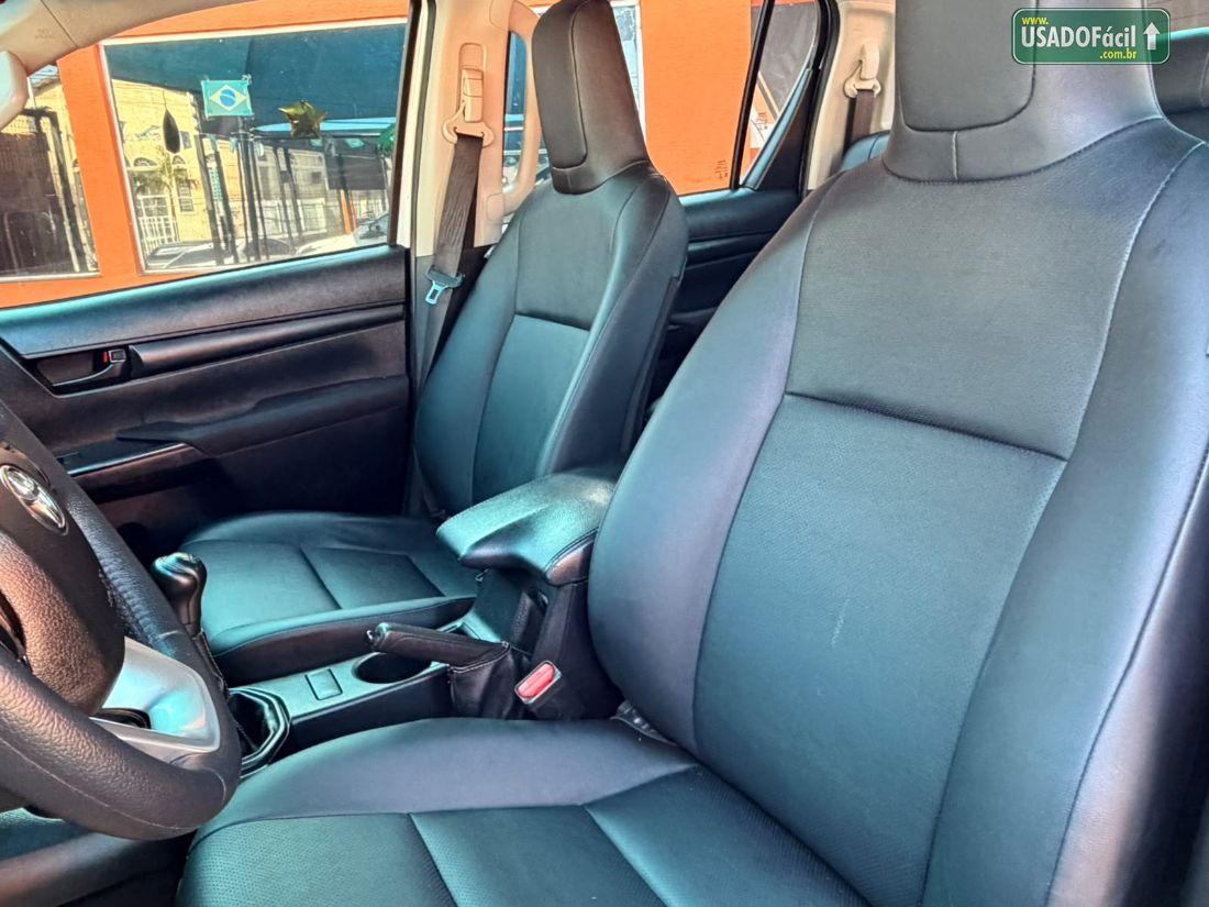 Toyota Hilux Chassi 2.8 4x4 TDI Mecânico Diesel 2022/2022 — foto 13 de 14