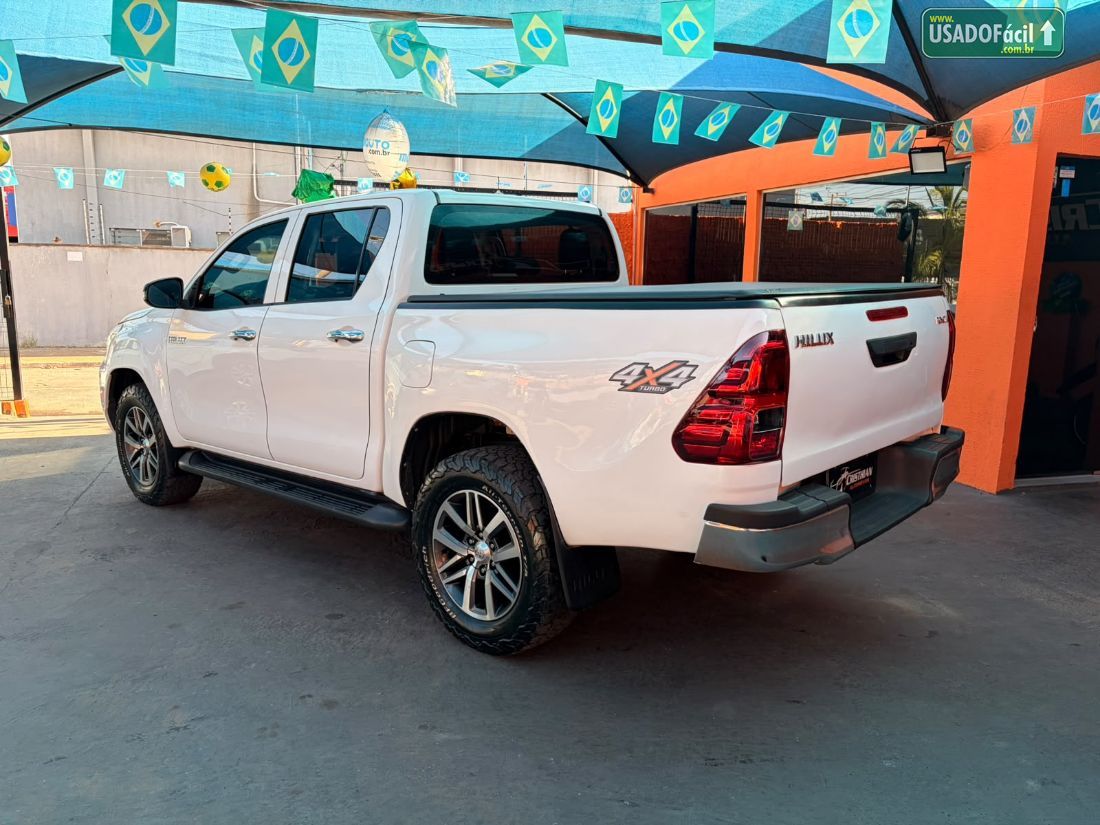 Toyota Hilux Chassi 2.8 4x4 TDI Mecânico Diesel 2022/2022 — foto 7 de 14