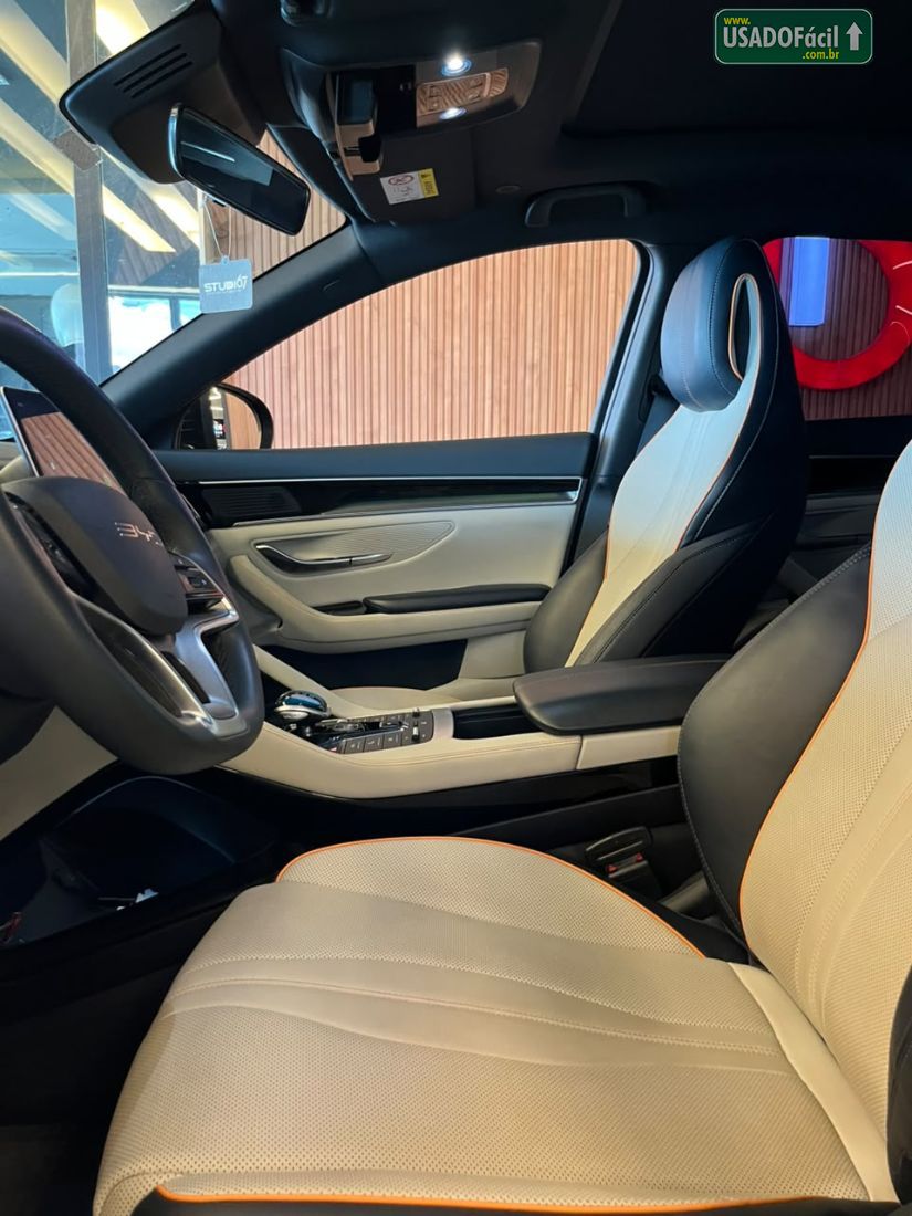 BYD BYD Song Plus 1.5 Automático Híbrido 2023/2024 — foto 10 de 17