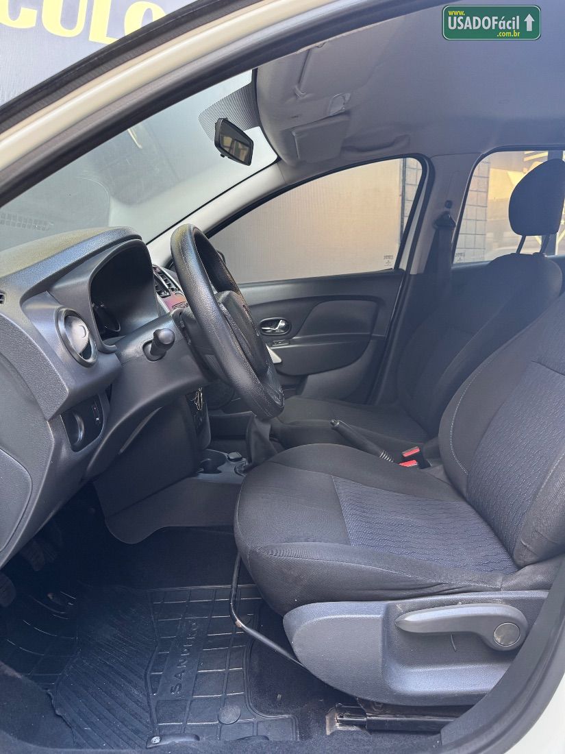 Renault Sandero Expression 1.0 Flex 5P 2016/2017 — foto 8 de 10