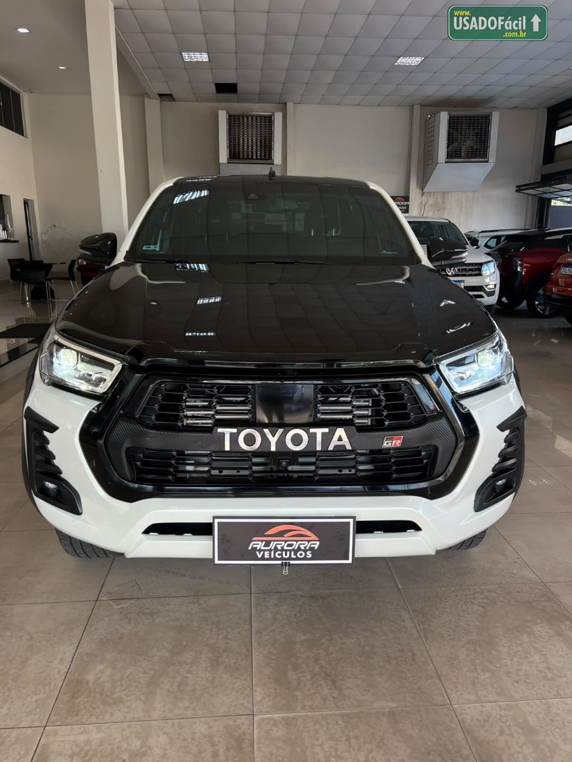 Toyota Hilux GR-S CD 4x4 2.8 TDI Automático Diesel 2022/2022 — foto 2 de 14