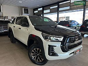 Toyota Hilux GR-S CD 4x4 2.8 TDI Automático Diesel