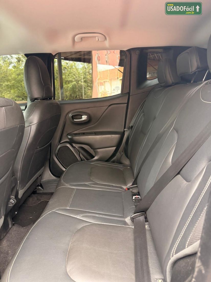 Jeep Renegade Longitude T270 1.3 Turbo 4x2 Automático Flex 2023/2024 — foto 9 de 12